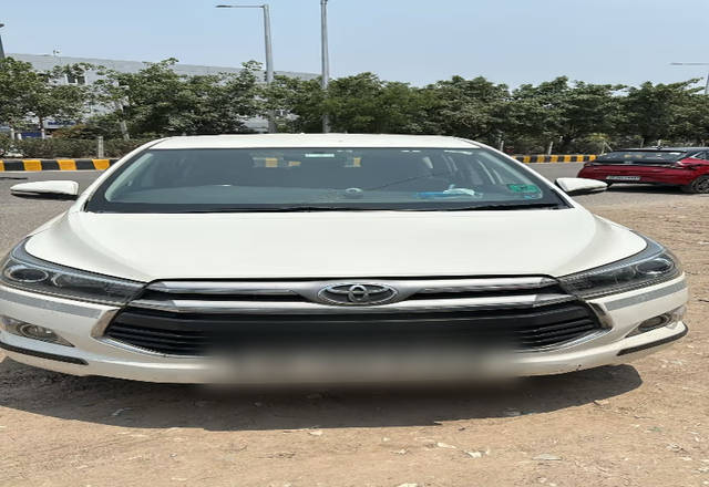 https://images10.gaadi.com/usedcar_image/4570294/original/242d686e-36f0-4d97-9679-4b521104bc44.?imwidth=6401