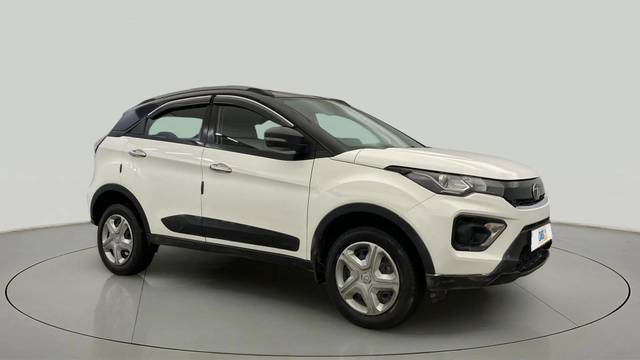 https://images10.gaadi.com/usedcar_image/4570334/original/c895bcb43a5033428606474c2e4cdb28.jpg?imwidth=6400