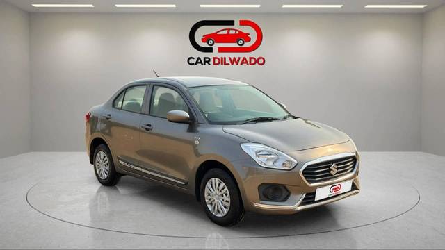 https://images10.gaadi.com/usedcar_image/4570352/original/processed_d4e05a3f919105d0ec2d64483b6cc611.jpg?imwidth=6400
