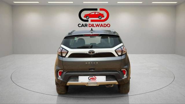 https://images10.gaadi.com/usedcar_image/4570355/original/processed_05741fb887f8920a20dd1e3b69e0b0b1.jpg?imwidth=6402