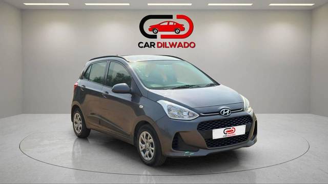 https://images10.gaadi.com/usedcar_image/4570364/original/processed_4e21e6a71ee0f98f20ee43fa181191bb.jpg?imwidth=6400