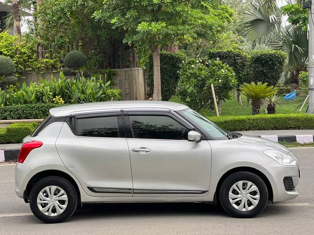 https://images10.gaadi.com/usedcar_image/4570365/original/04df334b768a438cc51939e4a6e75d67.jpg?imwidth=6401