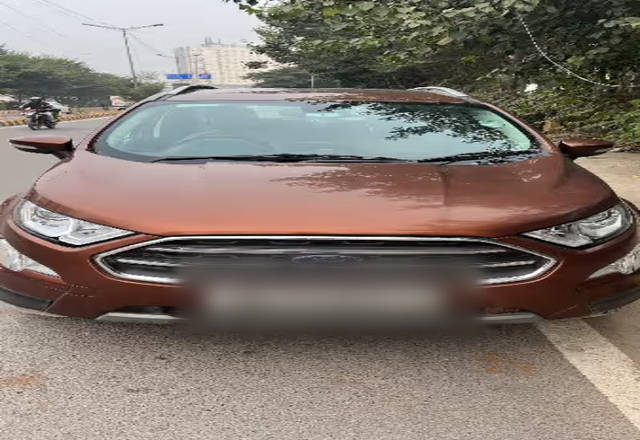 https://images10.gaadi.com/usedcar_image/4570386/original/b303ff90-d12d-47d1-95a4-2a20bc78f69f.?imwidth=6400