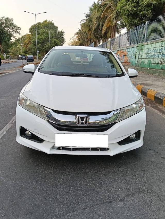 https://images10.gaadi.com/usedcar_image/4570448/original/processed_344db7a2c7183844fcee6e91e93a391b.jpg?imwidth=6400
