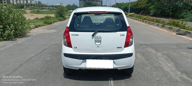 https://images10.gaadi.com/usedcar_image/4570455/original/processed_a1235eee135b935e4ff75340349c8c17.jpg?imwidth=6402