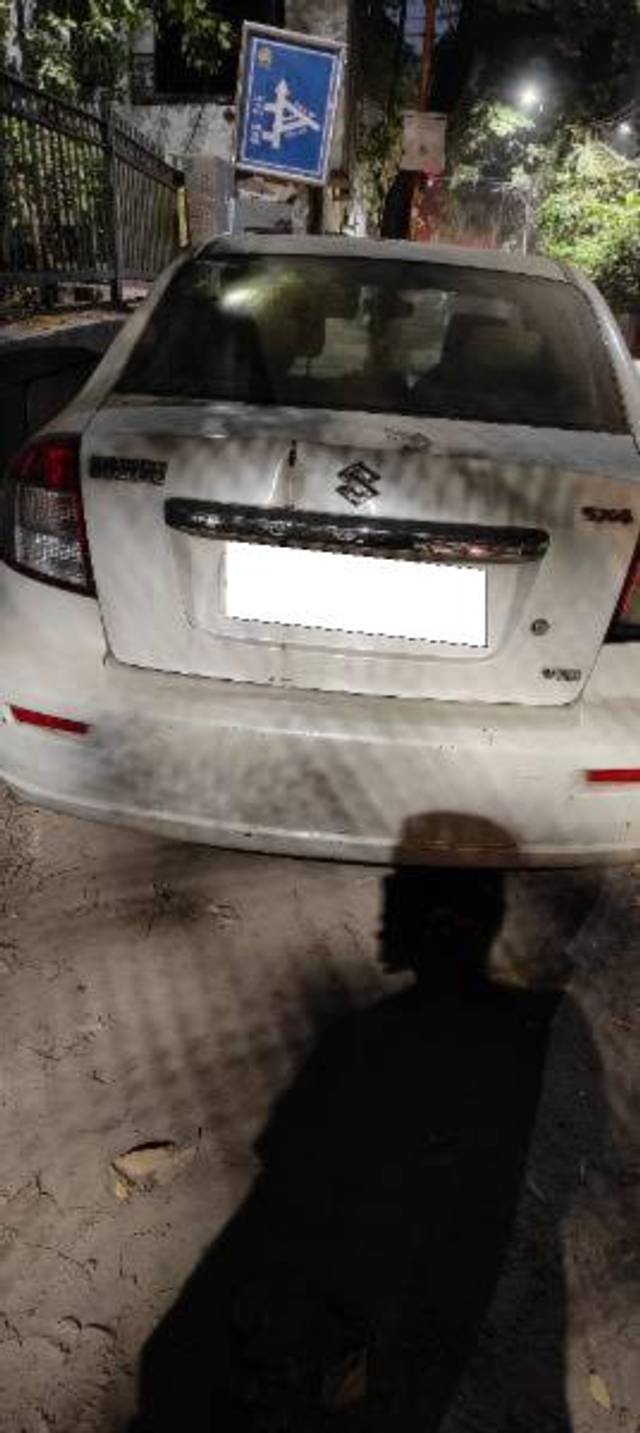 https://images10.gaadi.com/usedcar_image/4570480/original/processed_201690d1-443f-4292-baaa-332aa55c021b.jpg?imwidth=6401