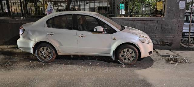 https://images10.gaadi.com/usedcar_image/4570480/original/processed_2bc2885e-9983-4a05-a03a-8ba018107bbc.jpg?imwidth=6402