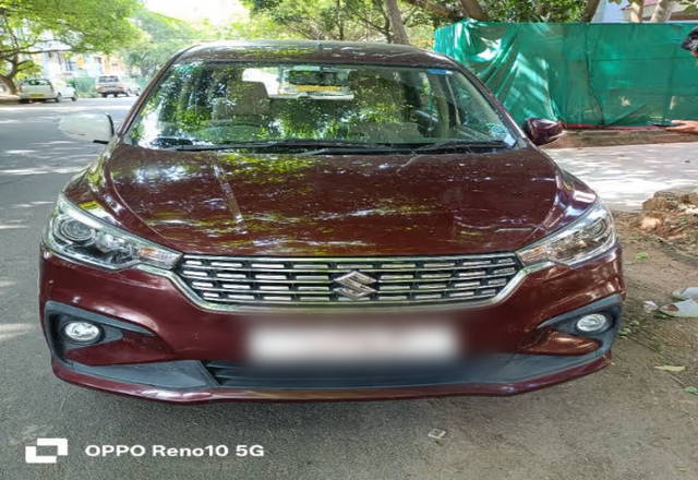 https://images10.gaadi.com/usedcar_image/4570490/original/7b8a4030-a6f3-47a8-9919-1ed552d98d49.?imwidth=6400