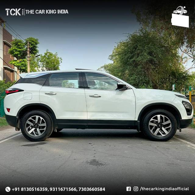 https://images10.gaadi.com/usedcar_image/4570504/original/processed_98f965566f27b27b03d5ce130692fa46.jpg?imwidth=6401