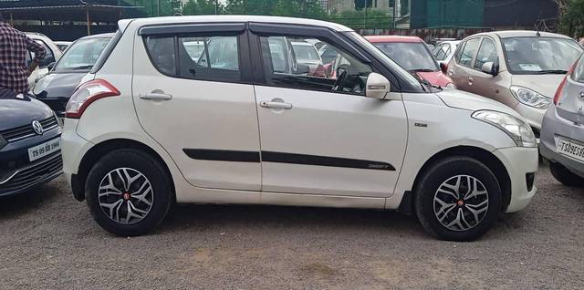 https://images10.gaadi.com/usedcar_image/4570509/original/processed_d59e566c677a6dc42e6672b6353c8c52.jpg?imwidth=6401