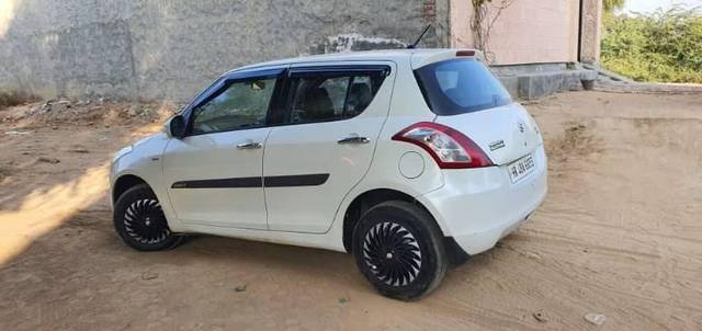 https://images10.gaadi.com/usedcar_image/4570512/original/processed_191a1314-f1e6-47a4-be7c-96fefb4ed2e5.jpeg?imwidth=6400