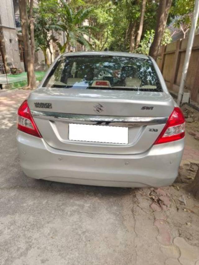 https://images10.gaadi.com/usedcar_image/4570573/original/processed_de4eef99-81f2-442a-a197-7dce95b15a20.jpeg?imwidth=6401