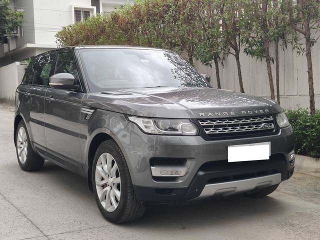 https://images10.gaadi.com/usedcar_image/4570602/original/processed_f2cbd16dd23960cbca8f0983a4165d8f.jpg?imwidth=6400