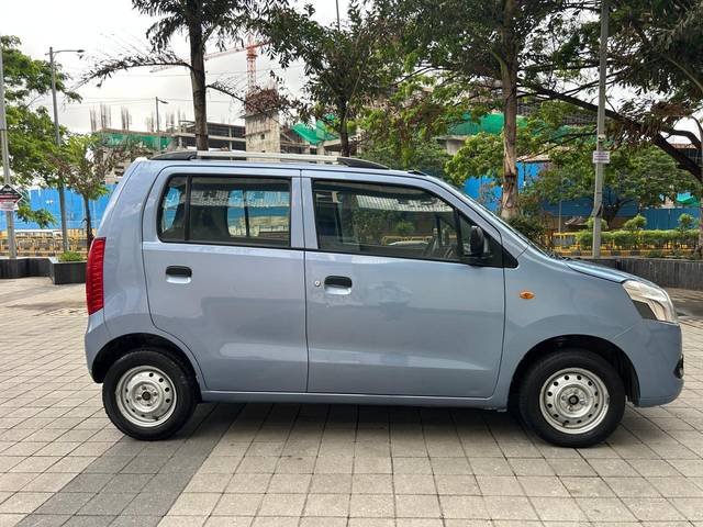 https://images10.gaadi.com/usedcar_image/4570603/original/e6ae4f464ea005502a4371c3c275f994.jpg?imwidth=6401