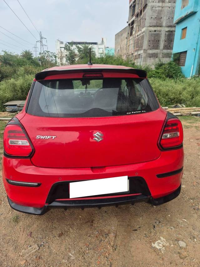 https://images10.gaadi.com/usedcar_image/4570615/original/processed_7578ebcff0dd186caa754f150c68784b.jpg?imwidth=6401