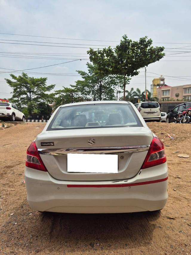 https://images10.gaadi.com/usedcar_image/4570620/original/processed_fcf055d0dbaddbd1147c978e5606a51e.jpg?imwidth=6402