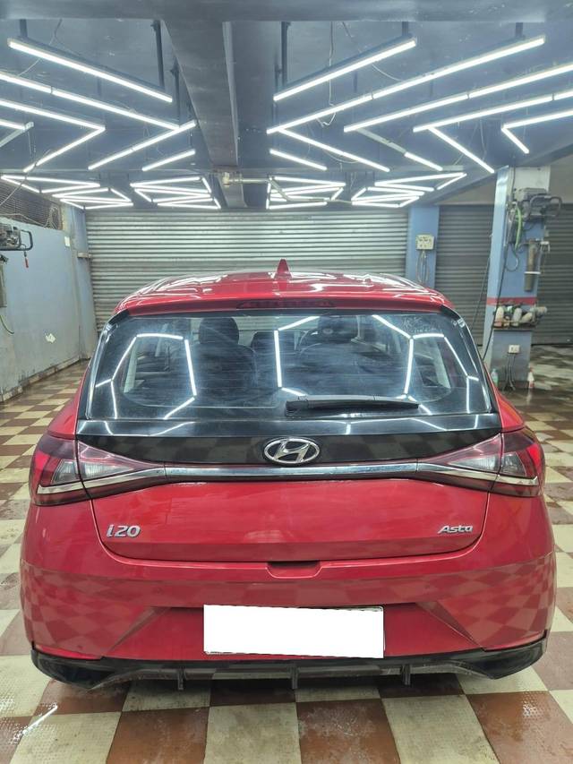 https://images10.gaadi.com/usedcar_image/4570622/original/processed_b26f344061e264c732e00e20be210045.jpg?imwidth=6402