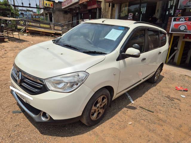 https://images10.gaadi.com/usedcar_image/4570623/original/processed_5c603411a7ec43c60fd4970eb3b5058f.jpg?imwidth=6400