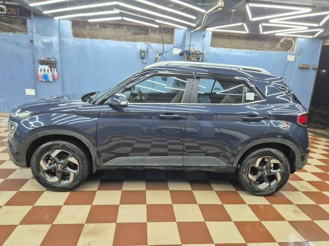 https://images10.gaadi.com/usedcar_image/4570634/original/processed_02b4e433361bd971c98e37363346ff41.jpg?imwidth=6400