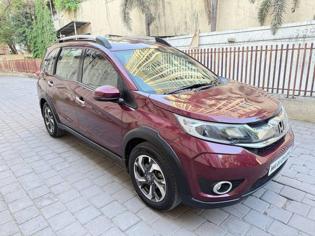https://images10.gaadi.com/usedcar_image/4570638/original/processed_991782d194edd3625acf0ed67eb951d4.jpeg?imwidth=6400