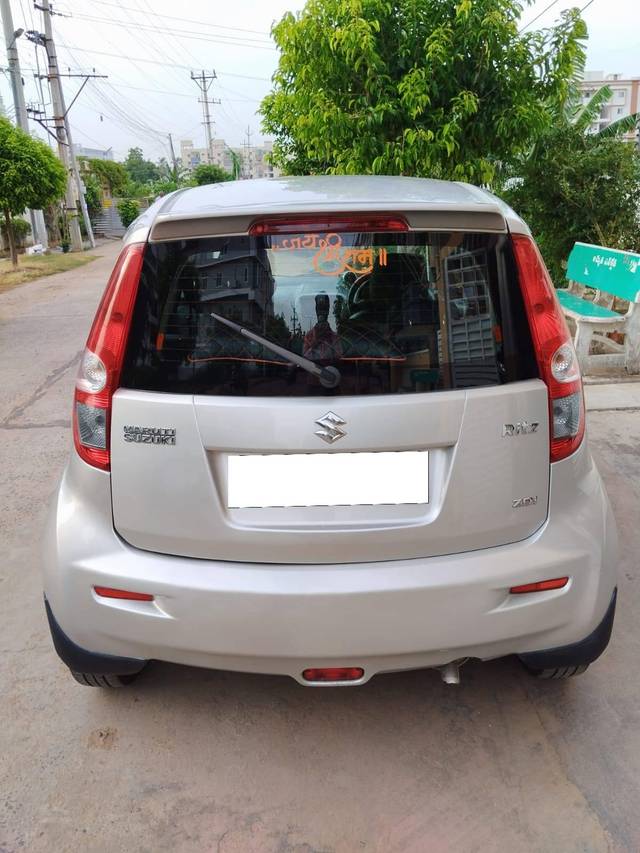 https://images10.gaadi.com/usedcar_image/4570640/original/processed_31ddcaf2f64c8fe447c93f025ae80256.jpg?imwidth=6402
