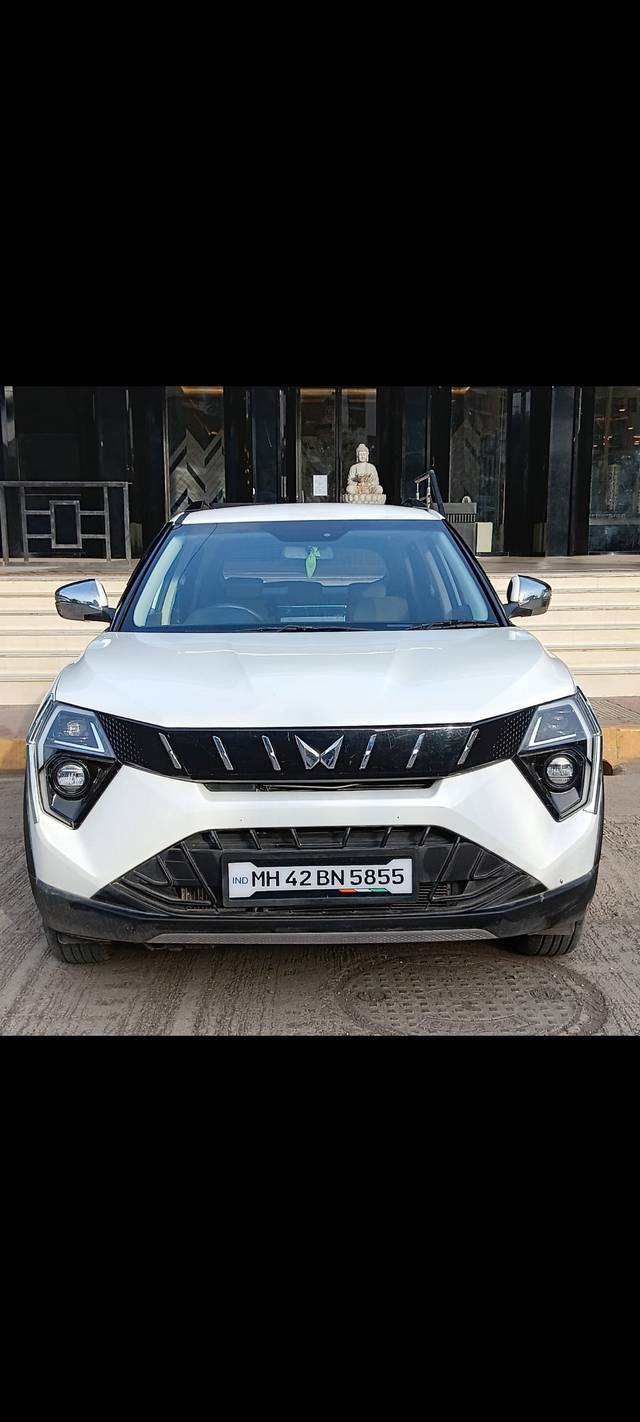 https://images10.gaadi.com/usedcar_image/4570688/original/fafa3970a8e6171d2126eae10e9c3650.jpg?imwidth=6402