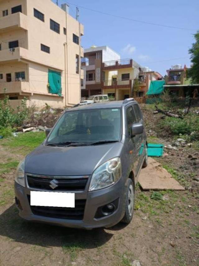 https://images10.gaadi.com/usedcar_image/4570698/original/processed_05465caf-867b-46f1-850d-447d957637bb.jpg?imwidth=6401