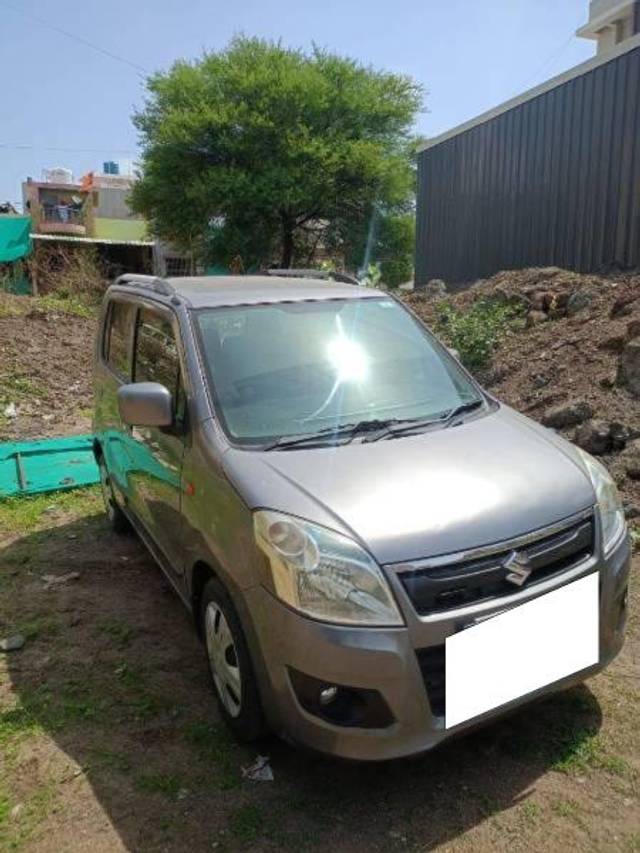 https://images10.gaadi.com/usedcar_image/4570698/original/processed_ebaf3a5e-5908-41a9-833e-56ca8c70e239.jpg?imwidth=6400