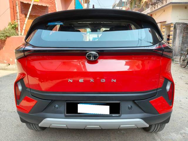 https://images10.gaadi.com/usedcar_image/4570710/original/processed_d8992dd20e1defd851512db01b343a5d.jpg?imwidth=6402