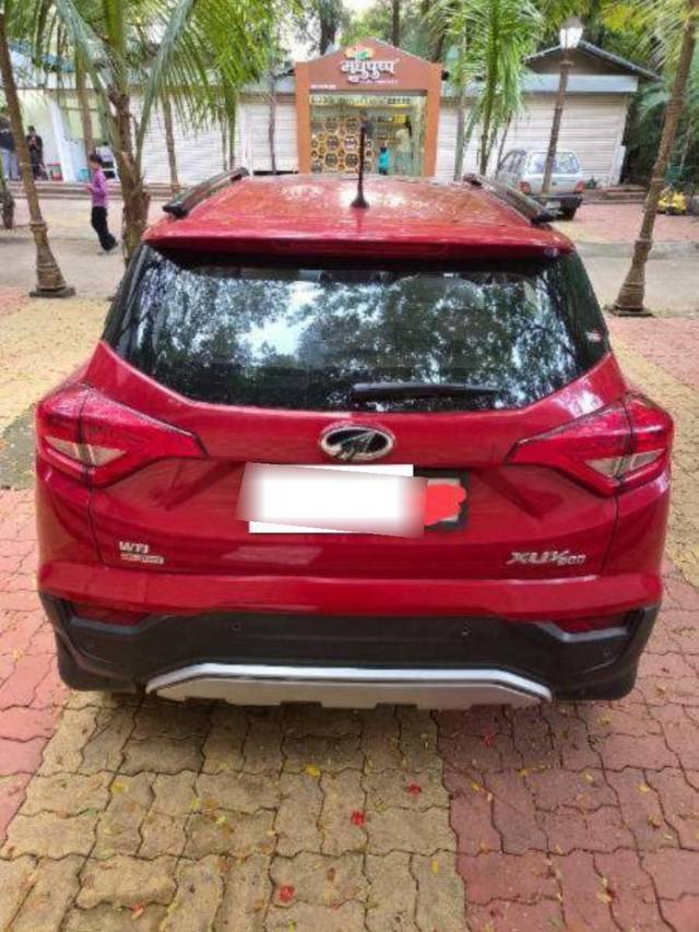 https://images10.gaadi.com/usedcar_image/4570713/original/processed_processed_361a9468-905b-494c-b0e3-e786adc34eaf.jpg?imwidth=6402