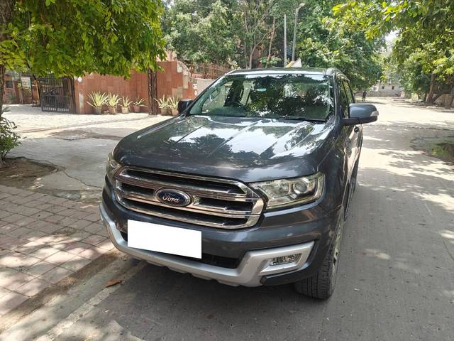 https://images10.gaadi.com/usedcar_image/4570733/original/processed_af6b56dc38cab7b3deba1f24ed0a8dcc.jpg?imwidth=6400