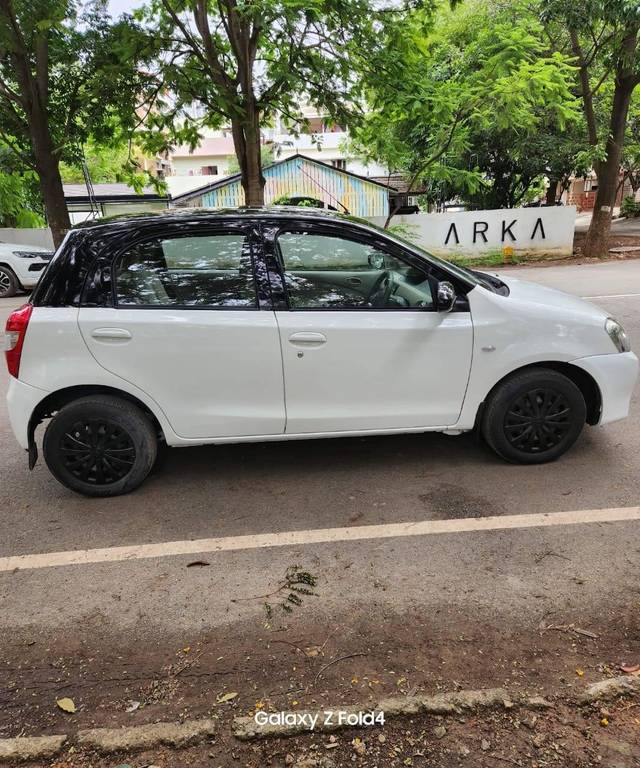 https://images10.gaadi.com/usedcar_image/4570736/original/processed_a1976d5855089afe7aa10254d4a8d648.jpeg?imwidth=6401