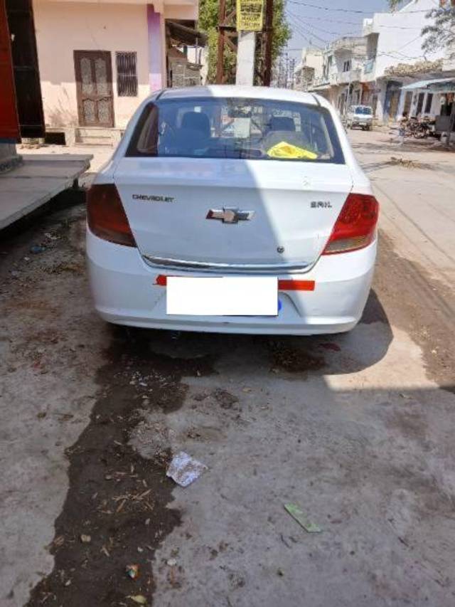 https://images10.gaadi.com/usedcar_image/4570749/original/processed_652b5d47-98b1-479e-b1ce-a67ec54dd53d.jpg?imwidth=6401