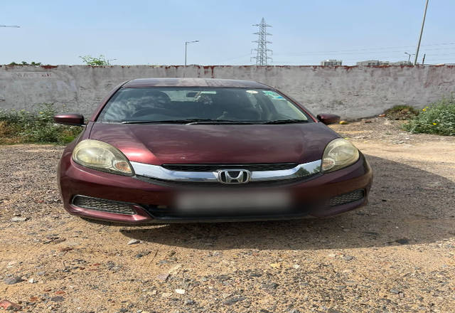 https://images10.gaadi.com/usedcar_image/4570753/original/10626b40-00d9-4366-8c6d-06672b4414be.?imwidth=6400
