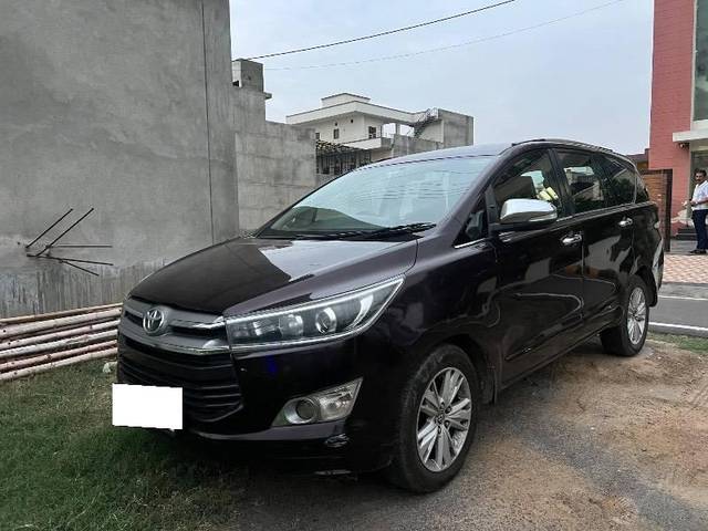 https://images10.gaadi.com/usedcar_image/4570789/original/processed_1c2fa0c2-8c88-4e51-99c7-7ebe26db73ce.jpeg?imwidth=6402