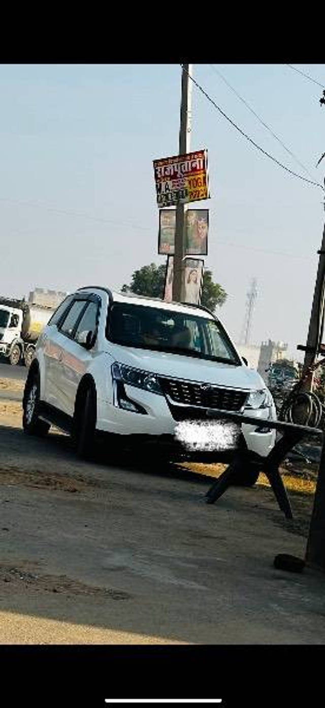 https://images10.gaadi.com/usedcar_image/4570803/original/processed_ef98ae9b-b881-4829-9962-4ecf384cf6f6.png?imwidth=6401