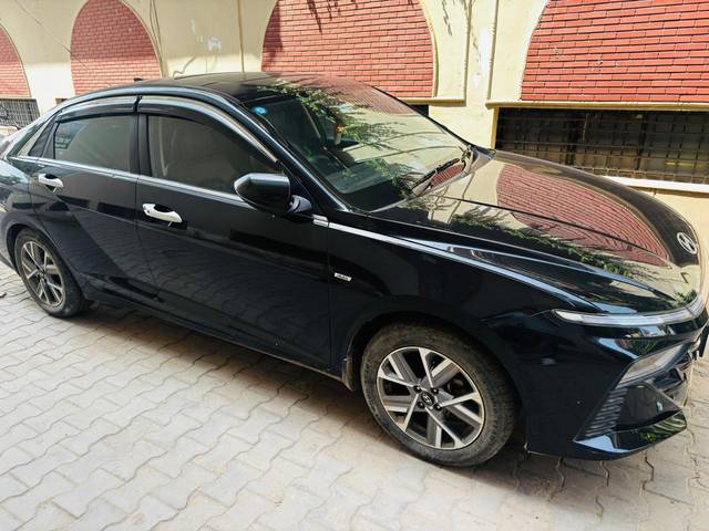 https://images10.gaadi.com/usedcar_image/4570821/original/e3b2a755-8f8a-48b0-ba42-0a65f3bfc5b8.jpg?imwidth=6402