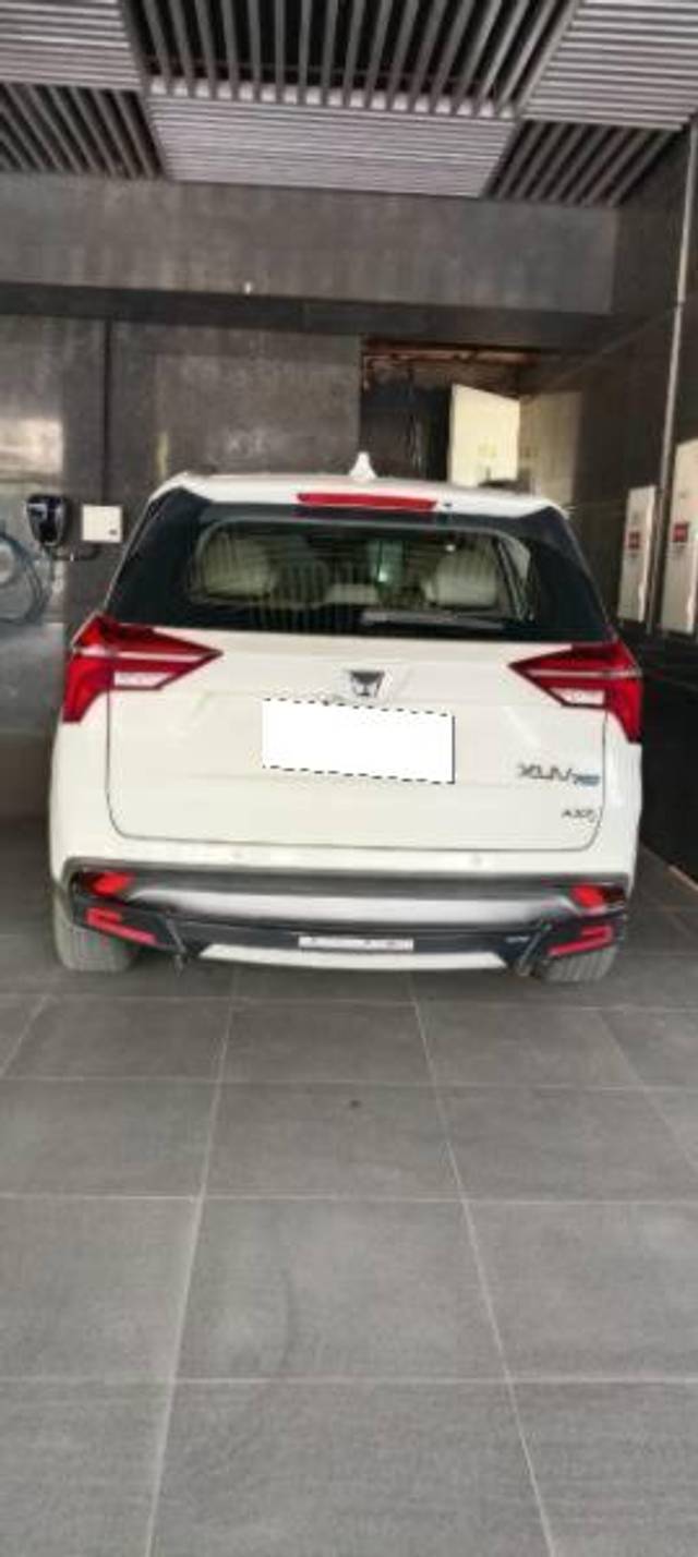 https://images10.gaadi.com/usedcar_image/4570851/original/processed_8e4cd6c9-8f04-4e89-bfec-2d1417afbb7a.jpeg?imwidth=6401