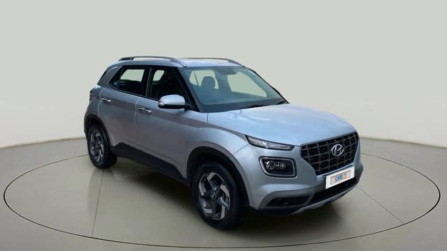 https://images10.gaadi.com/usedcar_image/4570862/original/cbaaf3b45dbd2acd60ed6a931f2baeee.jpg?imwidth=6400