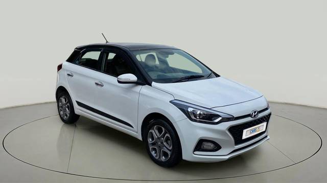 https://images10.gaadi.com/usedcar_image/4570864/original/d4d7d81a242567f596f807c732c94951.jpg?imwidth=6400