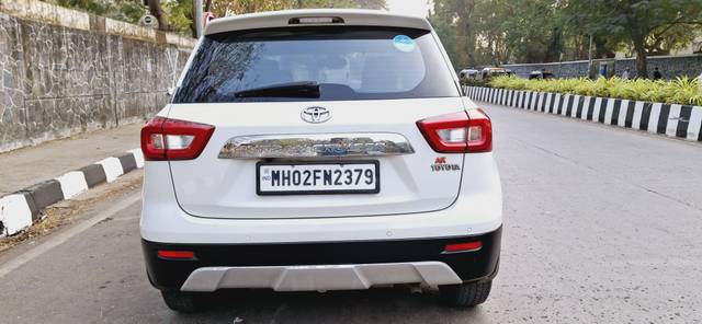 https://images10.gaadi.com/usedcar_image/4570875/original/processed_251f561c088da4eb811a5929d59764f9.jpg?imwidth=6402