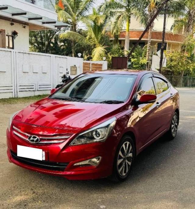 https://images10.gaadi.com/usedcar_image/4570883/original/processed_8a7eaebd-f818-4b6b-a641-c2cffb235d8e.jpeg?imwidth=6402