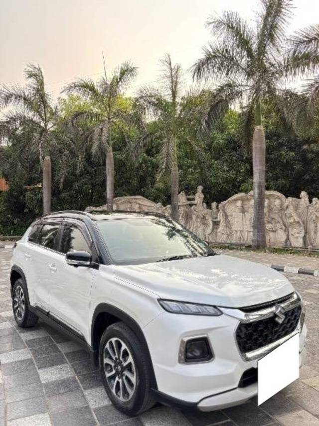 https://images10.gaadi.com/usedcar_image/4570954/original/processed_7d330155-1cca-45f8-905a-0b2279400735.jpeg?imwidth=6400