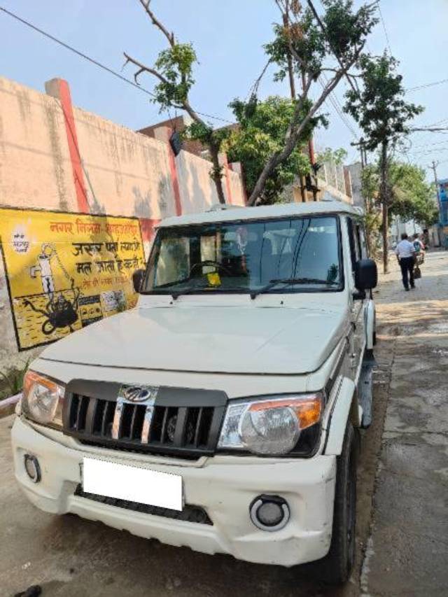 https://images10.gaadi.com/usedcar_image/4570965/original/processed_0571ffaa-7bd6-4031-8c94-0eee1088a09e.jpg?imwidth=6400