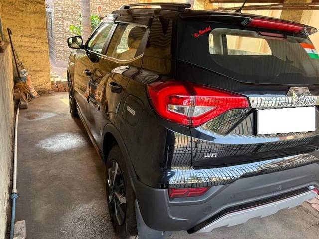 https://images10.gaadi.com/usedcar_image/4570981/original/processed_1eb8c6bd-dad6-481f-8a07-a0a4d48b1b74.jpeg?imwidth=6402