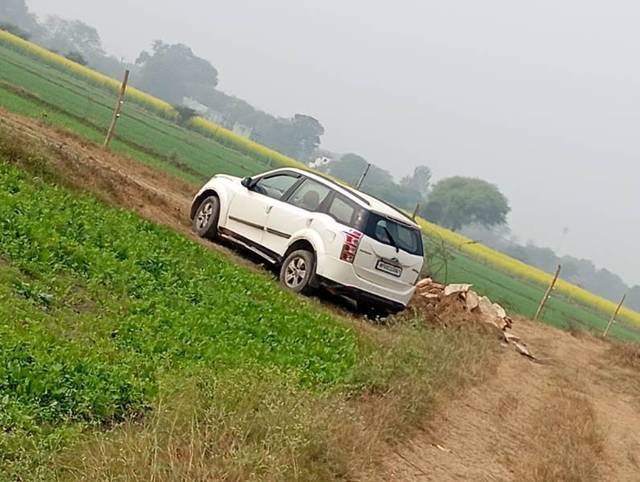 https://images10.gaadi.com/usedcar_image/4571024/original/processed_4955140f-1b75-479c-b0b3-b1dd1dca1732.jpg?imwidth=6401