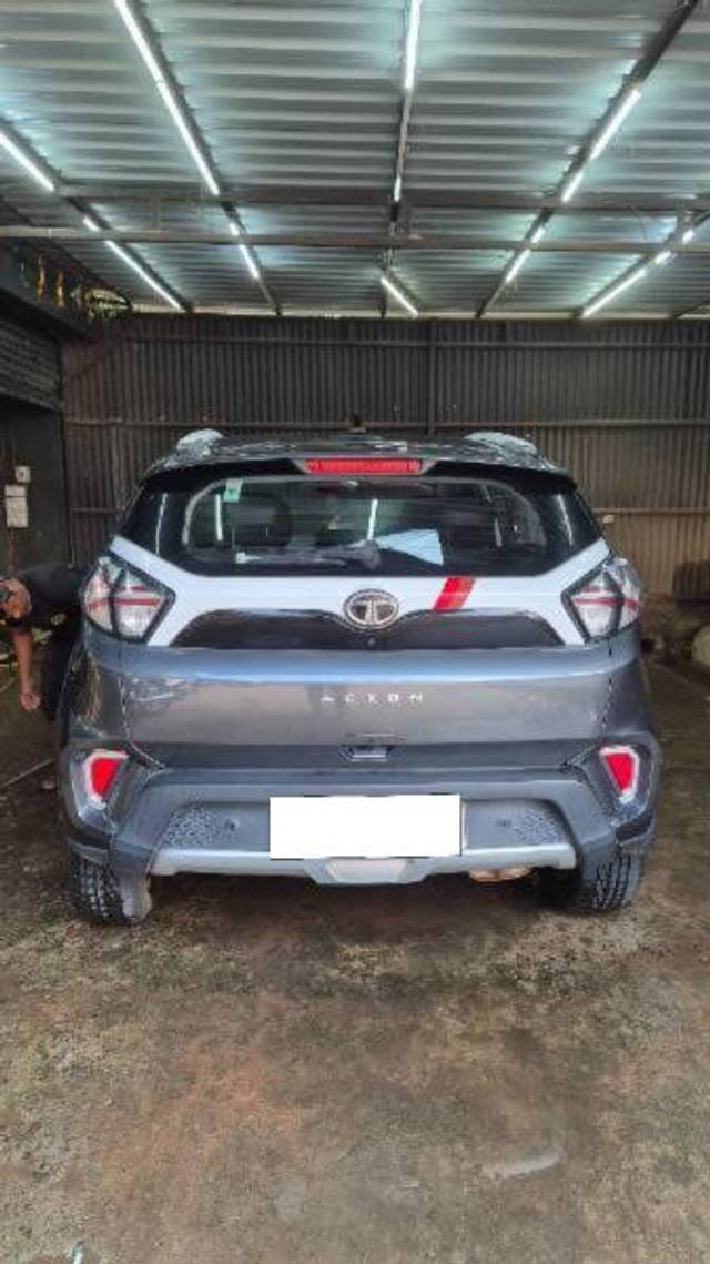 https://images10.gaadi.com/usedcar_image/4571025/original/processed_a5c65a9e-9757-473f-aa22-b167456943fa.jpg?imwidth=6401