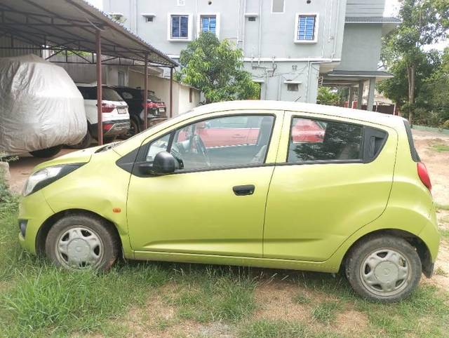 https://images10.gaadi.com/usedcar_image/4571084/original/processed_d33fb96e-4325-4033-be6a-fe7a140cdc2e.jpg?imwidth=6402