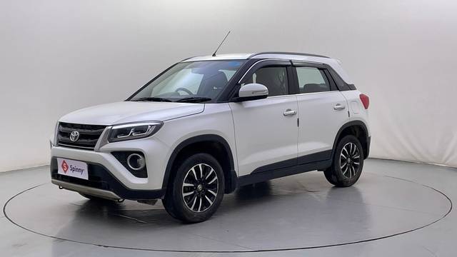 https://images10.gaadi.com/usedcar_image/4571104/original/0424d999049096d37850401b26b1426b.JPG?imwidth=6400