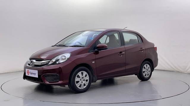 https://images10.gaadi.com/usedcar_image/4571141/original/c640d56198bcb82d69342486eefde384.JPG?imwidth=6400